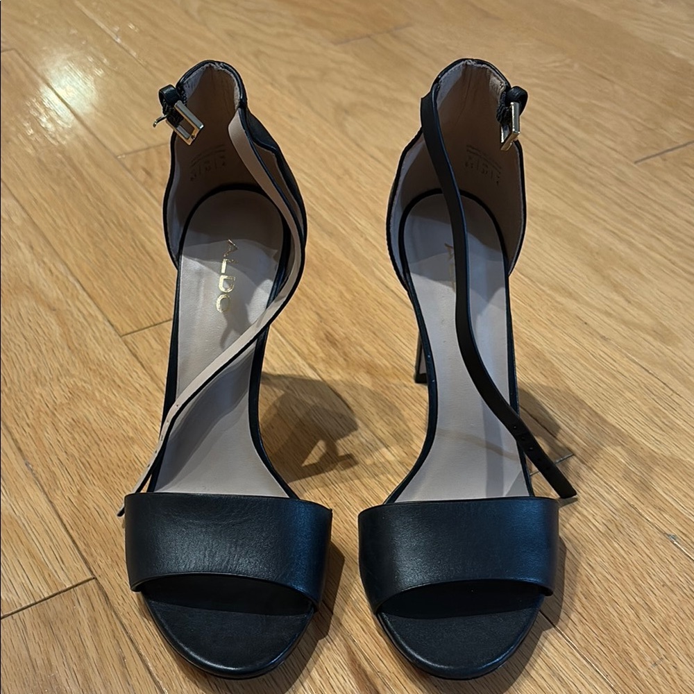Size 6.5 Black ALDO Heels